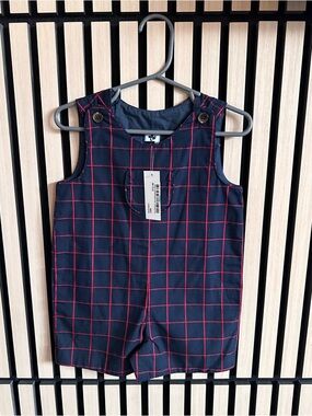 NWT - 🐝 18M Boutique Busy Bees Boys Navy/Red Windowpane Checker Outfit